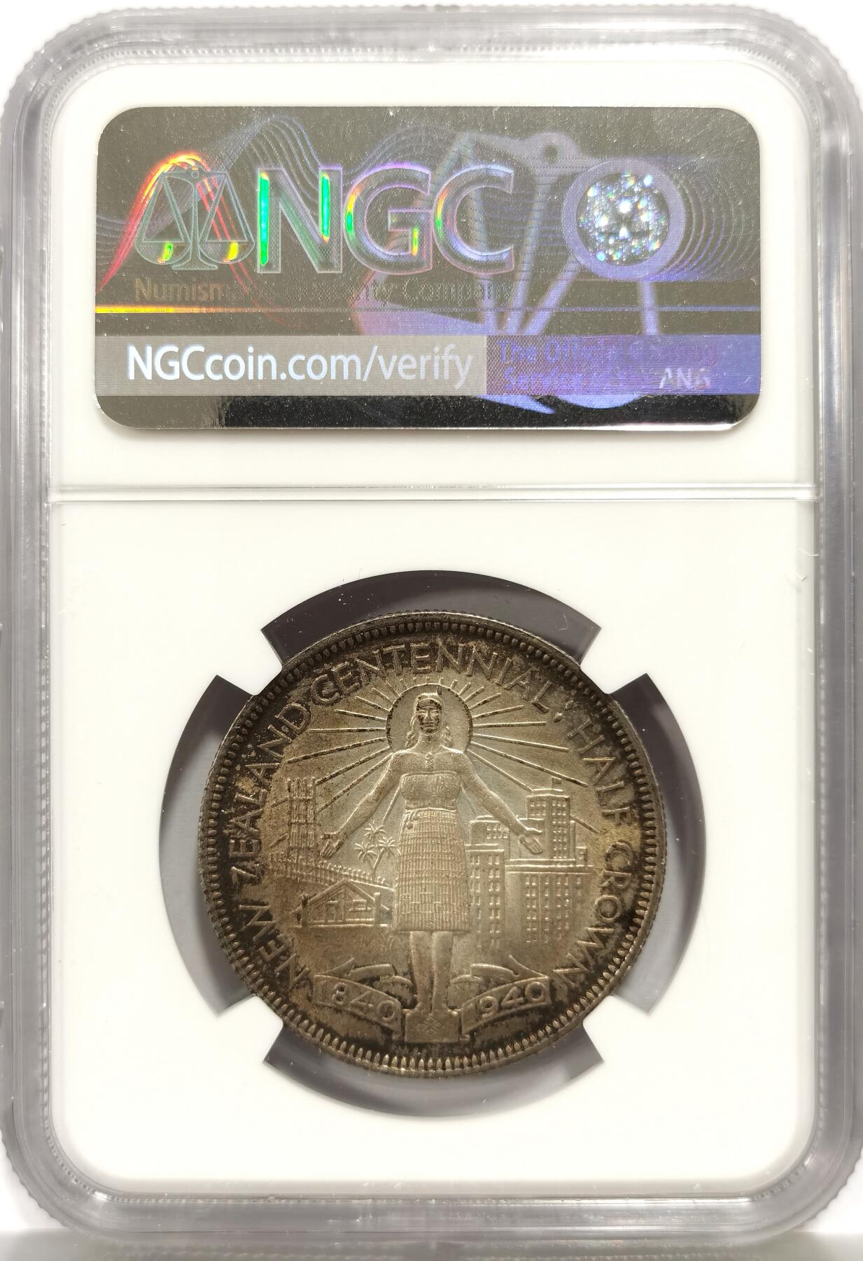 博洋堂世界钱币拍卖第165期（全场包邮） NGC MS64 新西兰1940年建国100年纪念半克朗银币，极美金彩，这个品种高分很难，64一步到位的好品了。