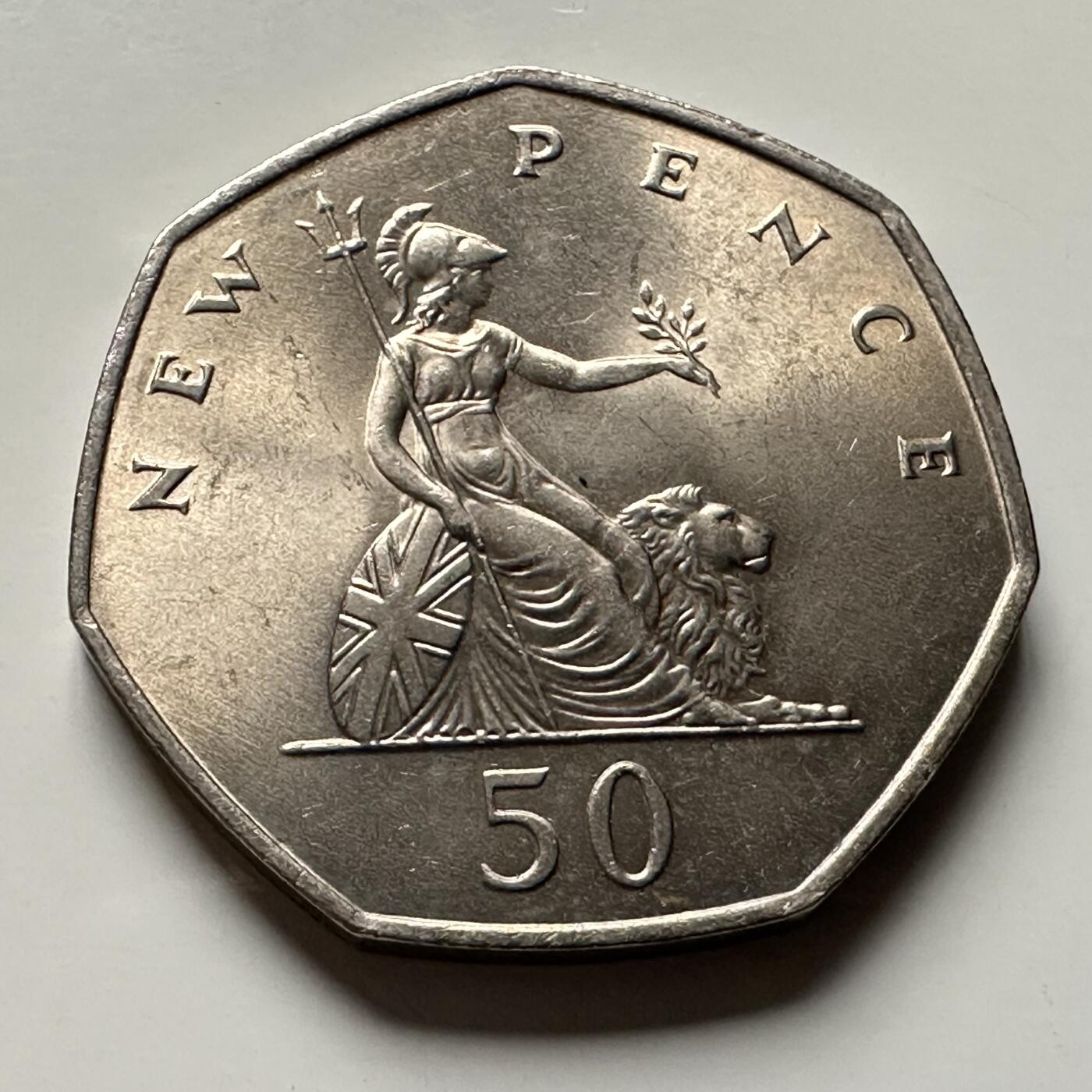 🌹外币初藏🌹🐯2026年第30场   每周二四六晚8️⃣点 接代拍 英国1969年50便士 全新 e