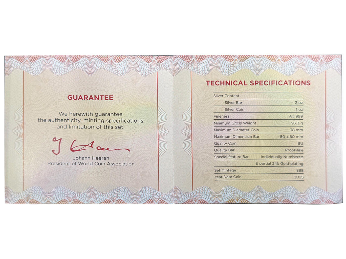 冠军-HICC 4月8日香港拍卖 2025年中国龙银质“条中币”彩色镀金典藏套装 #0888，含1盎司银质纪念币（直径38毫米）与2盎司银质纪念章（尺寸50*80毫米），成色均为.999，总纯银含量约93.3克；套装采用创新镶嵌工艺将银币与银章稳固结合，银章局部24K镀金，附带独立收藏编号，全球限量发行888套，附官方证书与专属包装盒。