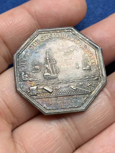 《竞宝斋》第472场 周日，周一，周二 3场连拍 （全场包邮）欢迎送拍 - 法国八角银质代币，路易十六头像马赛商会，16.92g，33.8mm，早期无边铭