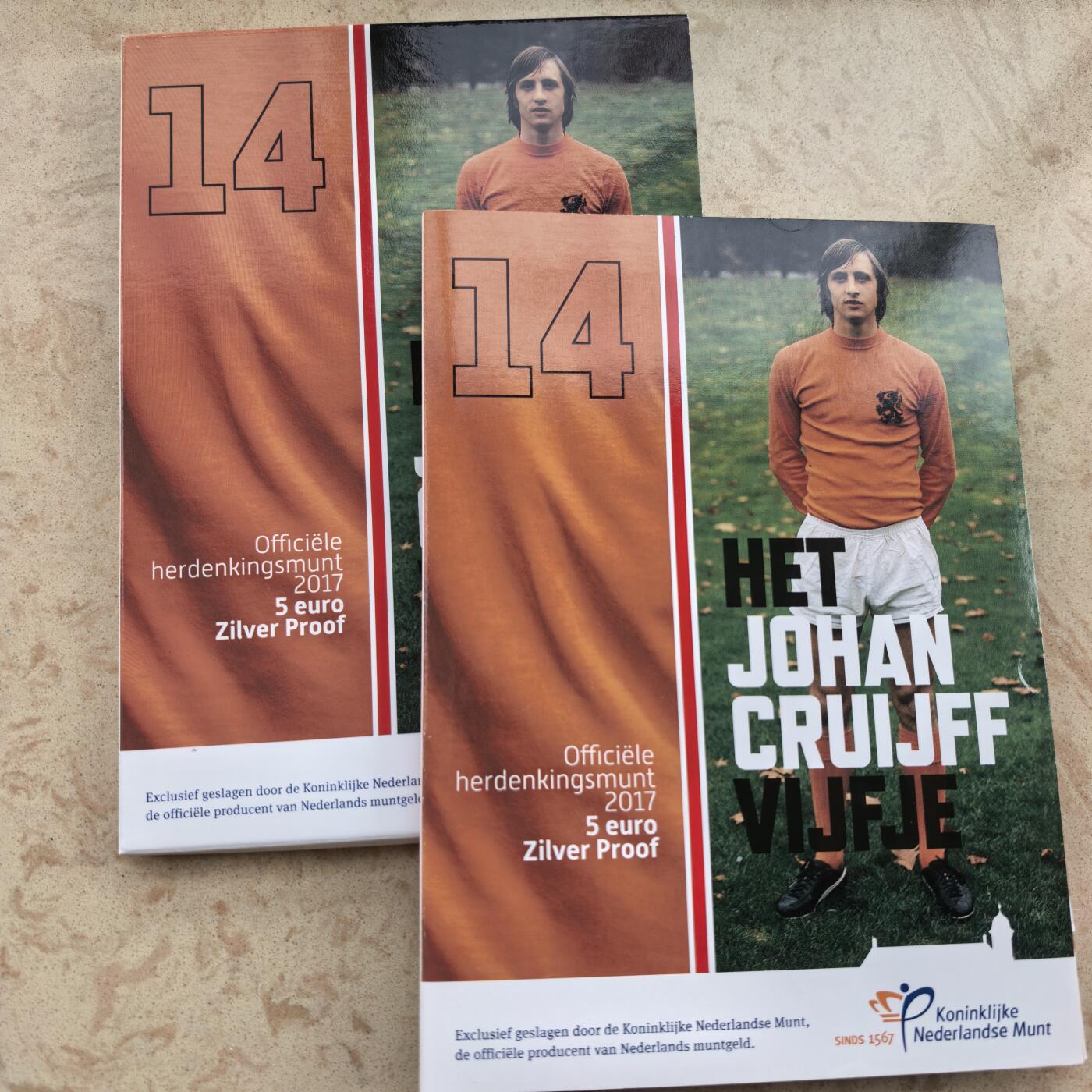 道一币馆币章第一百七十场 原包装 荷兰2017年足球名宿约翰·克鲁伊夫5欧元精制银币