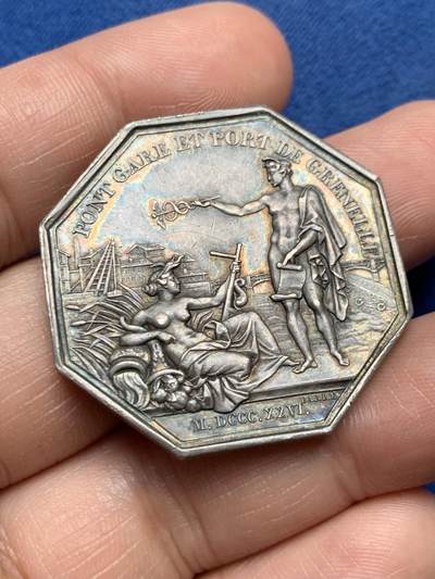 《竞宝斋》第472场 周日，周一，周二 3场连拍 （全场包邮）欢迎送拍 - 法国八角银质代币，查理十世头像格勒内尔桥，19.97g，35.8mm，手指边铭