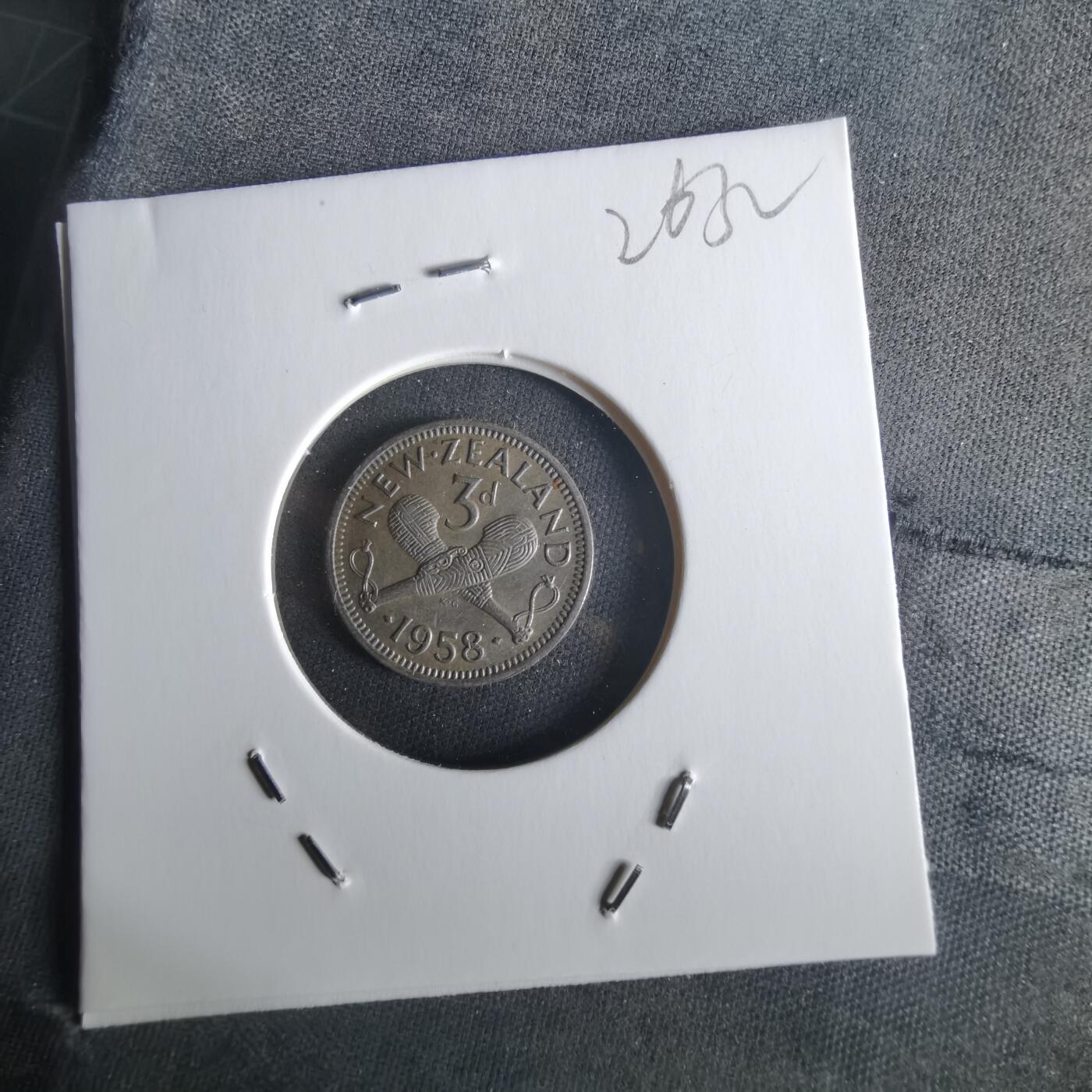 沼泽如烟--第1026场 新西兰1958年3便士