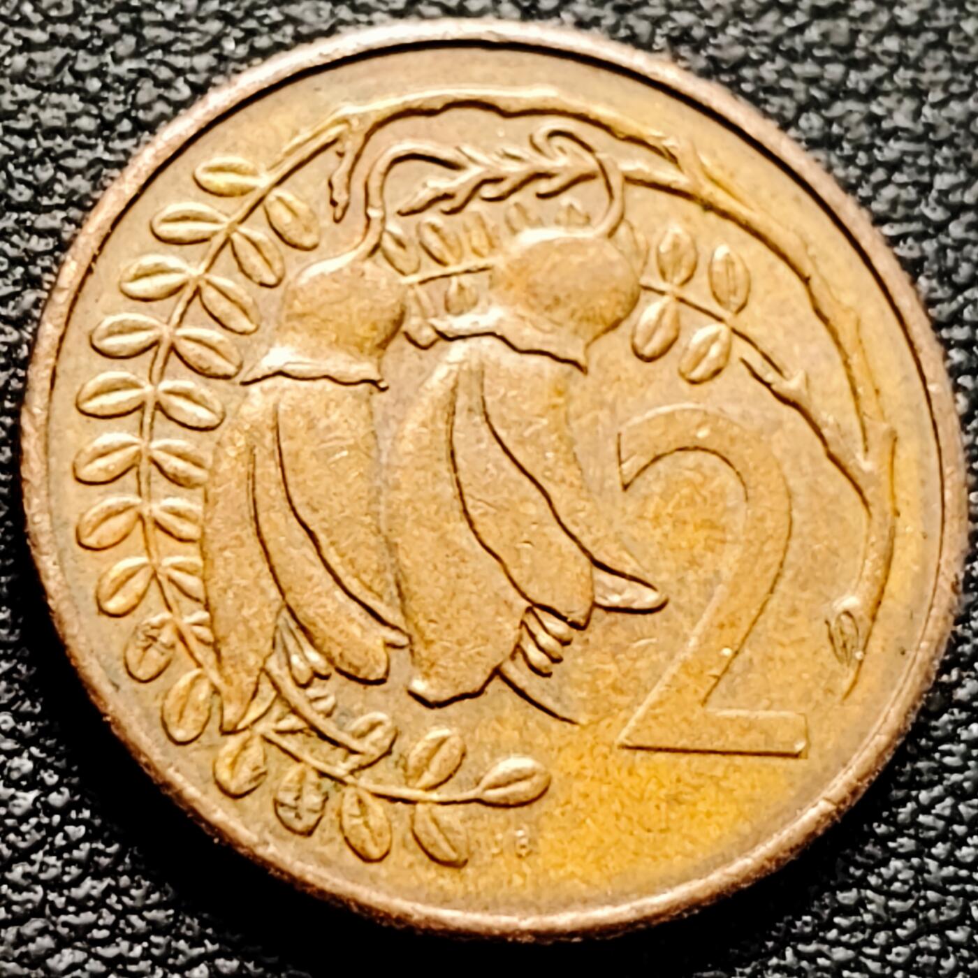 泉币菌-第212场-拍品多 请提前出价（工作最近较忙 发货不及时，望理解） 。