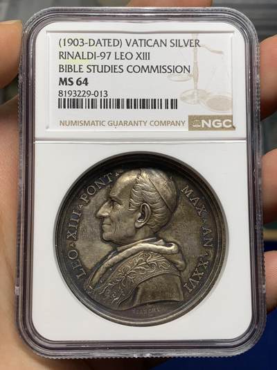 《竞宝斋》第472场 周日，周一，周二 3场连拍 （全场包邮）欢迎送拍 - NGC MS64 教皇国梵蒂冈利奥十三世成立圣经研究委员会纪念大银章，五彩包浆 高浮雕，直径44mm， 冠军分，加厚盒