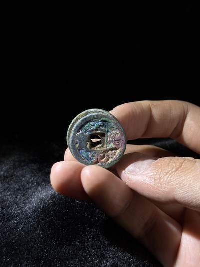 戎马世界章牌大赏，铜钱场 - 天圣元宝小饼子，五联