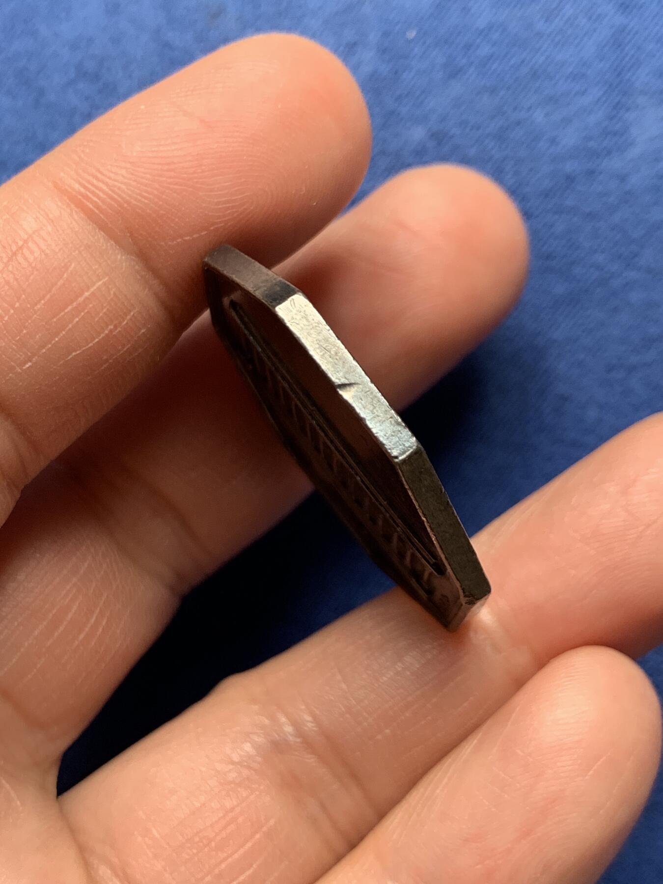 《竞宝斋》第472场 周日，周一，周二 3场连拍 （全场包邮）欢迎送拍 法国八角银章，查理十世头像巴黎股票证券交易所，17.05g，33.1mm，早期无边铭