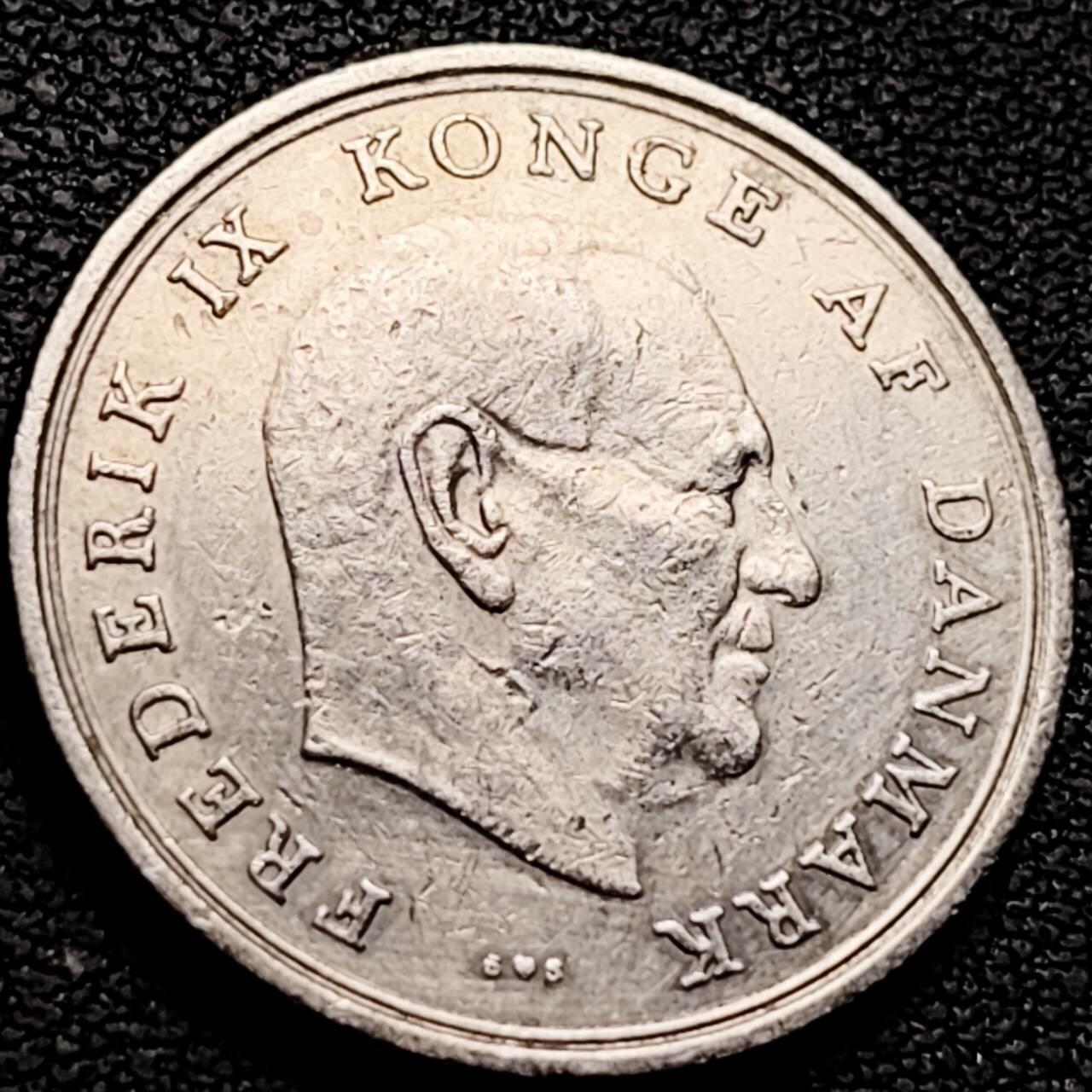 泉币菌-第212场-拍品多 请提前出价（工作最近较忙 发货不及时，望理解） 。