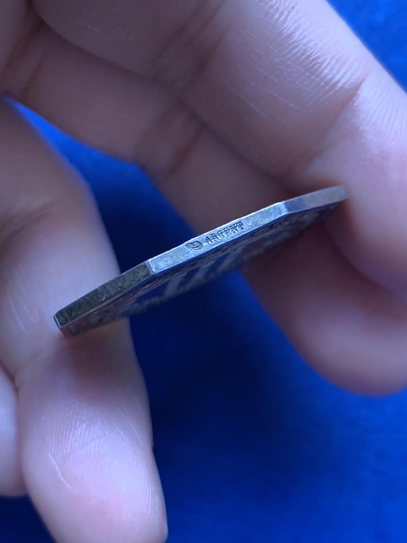 《竞宝斋》第472场 周日，周一，周二 3场连拍 （全场包邮）欢迎送拍 法国八角银章，巴黎浮木运输，16.89g，33.6mm，丰饶角边铭