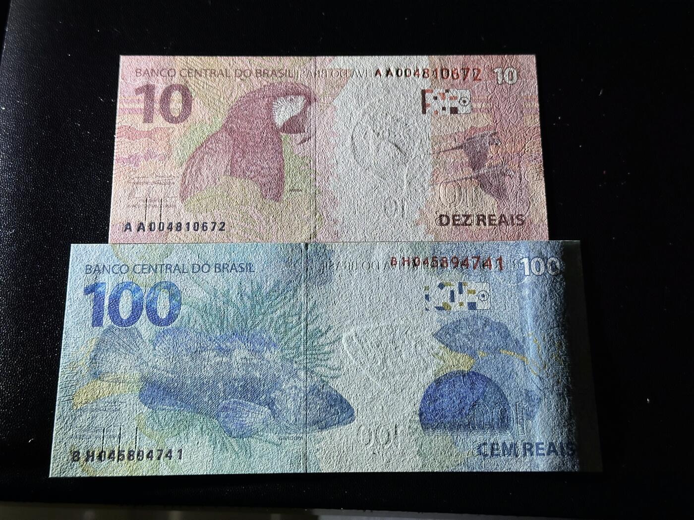 《外钞收藏家》第六百一十九期（精品场）（长期征集拍品、欢迎藏友们联系合作） 巴西10（AA冠）和100里亚尔 2张一起 全新