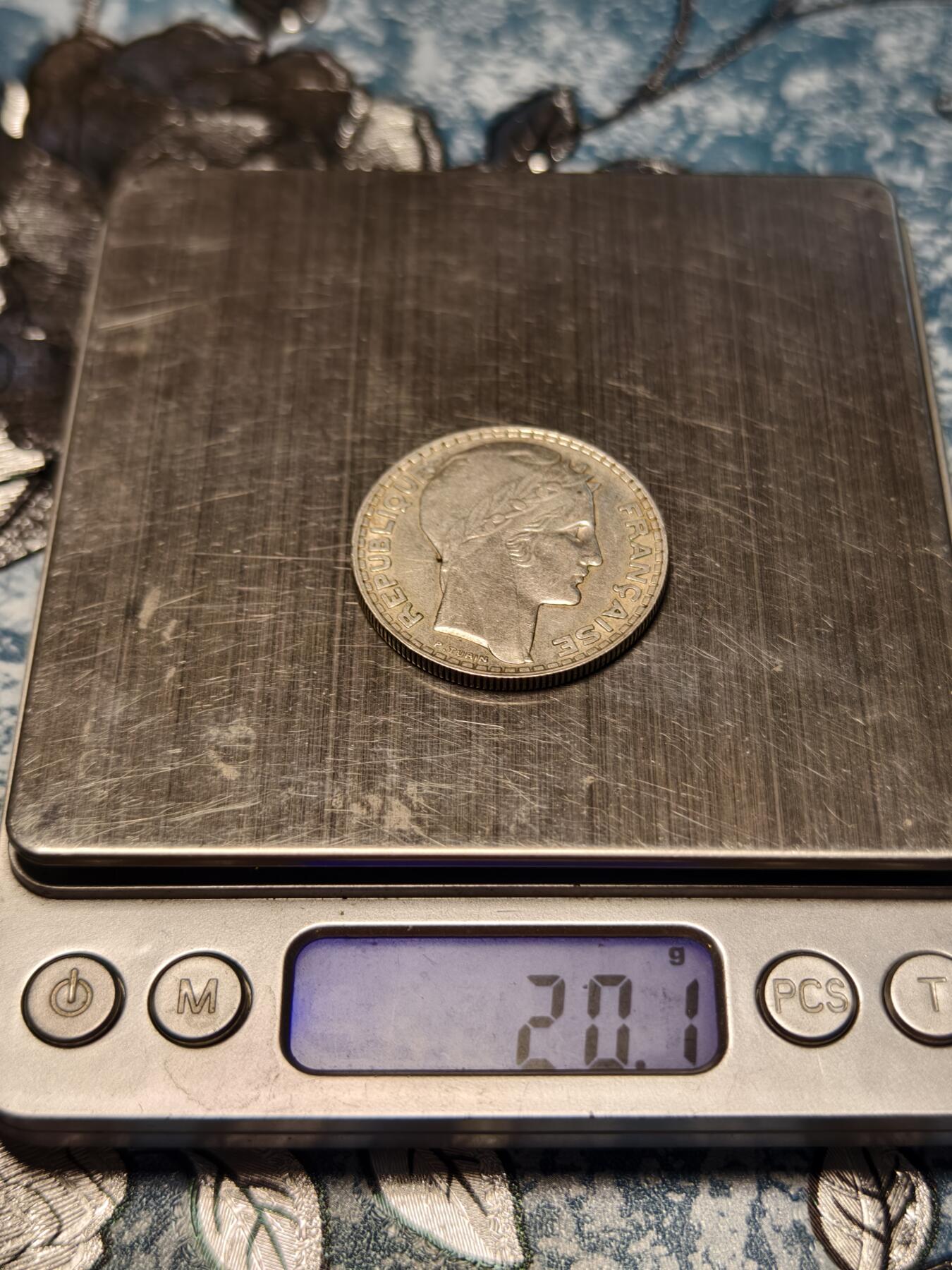 抚柳草堂-第十七期章牌钱币  奖章勋章限时免佣 满百包邮 放漏专场 1933法国谷物女神20法郎银币 重20.1g老包浆好味道