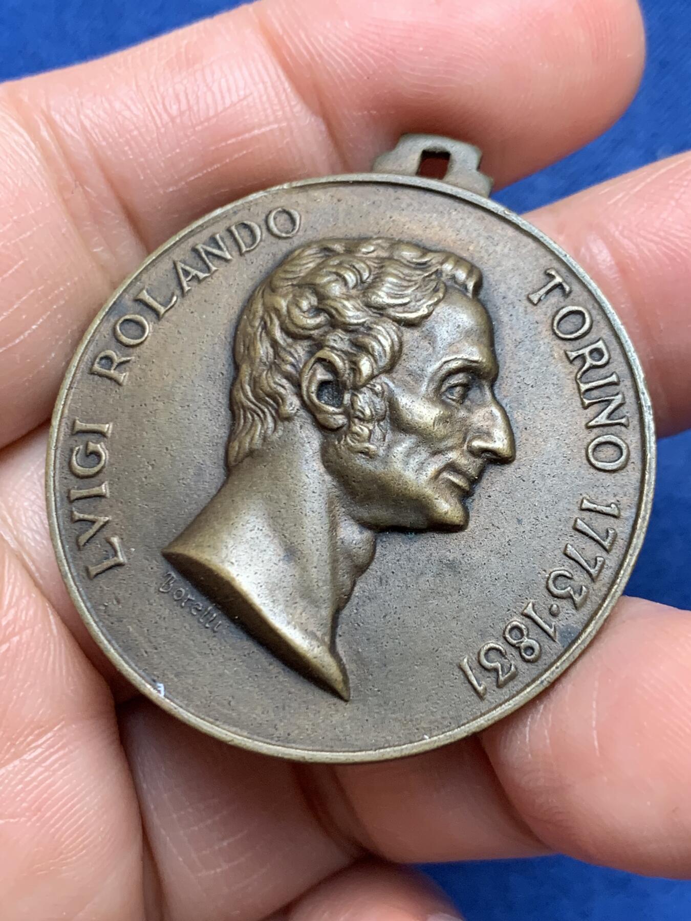 《竞宝斋》第472场 周日，周一，周二 3场连拍 （全场包邮）欢迎送拍 1951年意大利都灵国际外科医学会议纪念铜章，为纪念意大利著名解剖学家路易吉·罗兰多（Luigi Rolando）而制，双面高浮雕。27.9克，38.6mm。