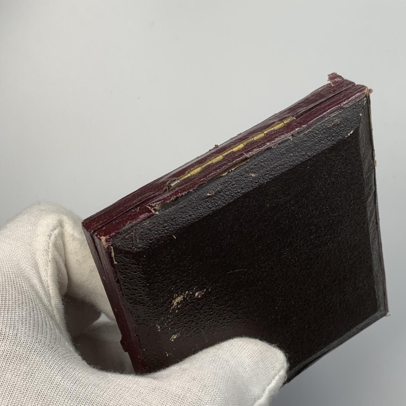 掌中浮雕-藏着的欧洲第055场 1874年伦敦世界博览会铜章，52mm，J. E. Boehm and G. T. Morgan雕刻，边缘刻有“JOHN PENN F.R.S. FOR SERVICES，原盒