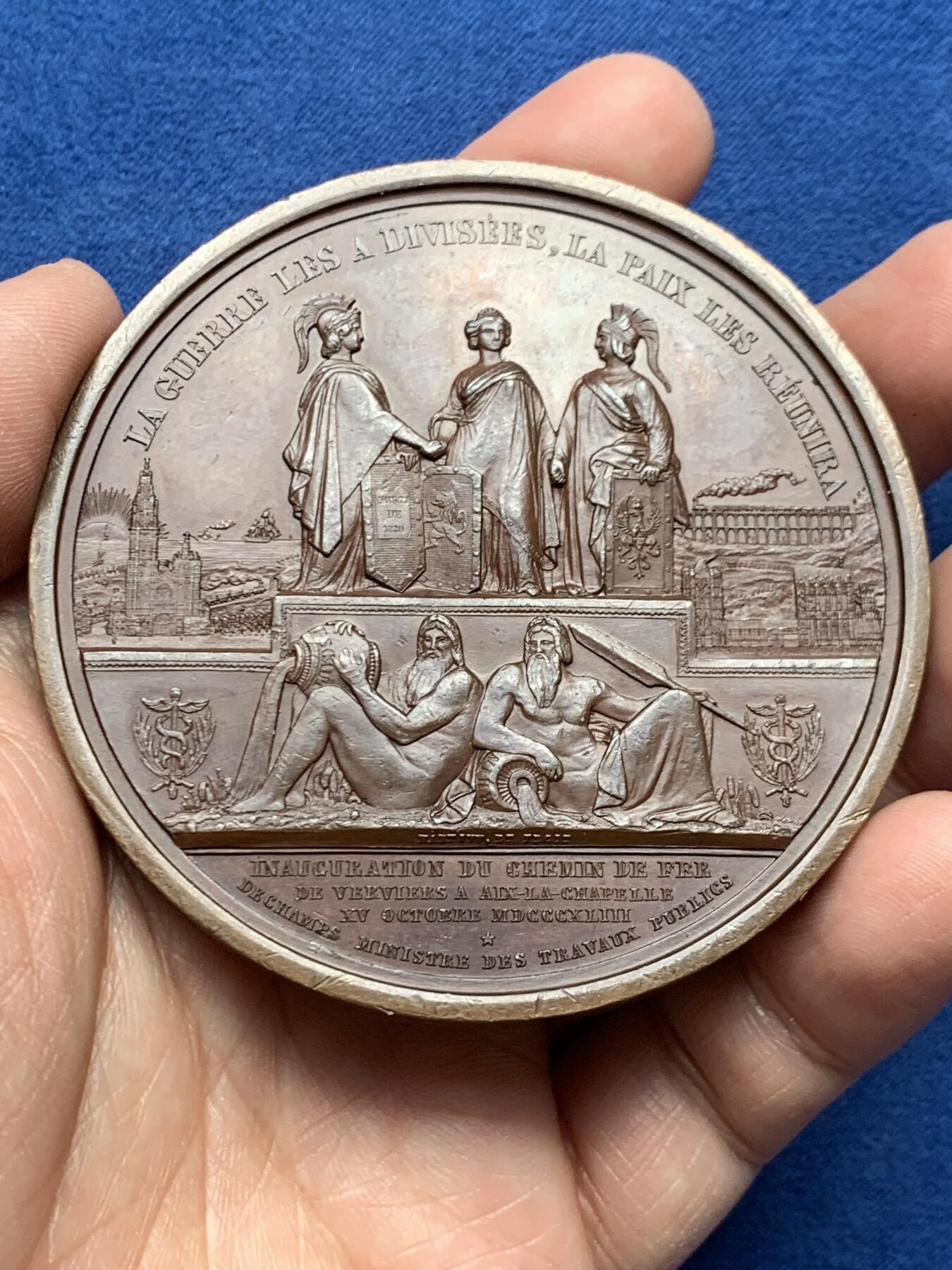 《竞宝斋》第472场 周日，周一，周二 3场连拍 （全场包邮）欢迎送拍 比利时1843年利奥波德一世头像亚琛至韦尔维耶铁路开通纪念铜章，超高浮雕，236.5g，72mm