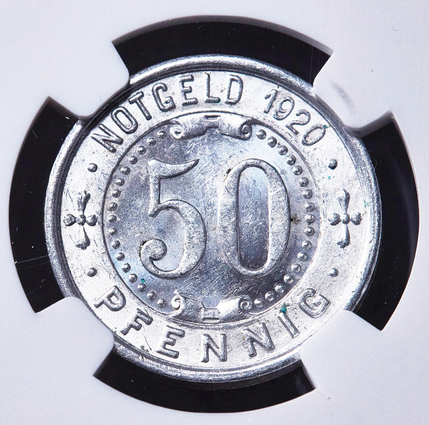 【俄甄集藏】2026年(049)03-18星期三 晚 19:30 全场包邮 德国1920年紧急时期门登市25芬尼饥饿骷髅动物铝币，NGC MS62，类精制底板，转光品相，设计经典