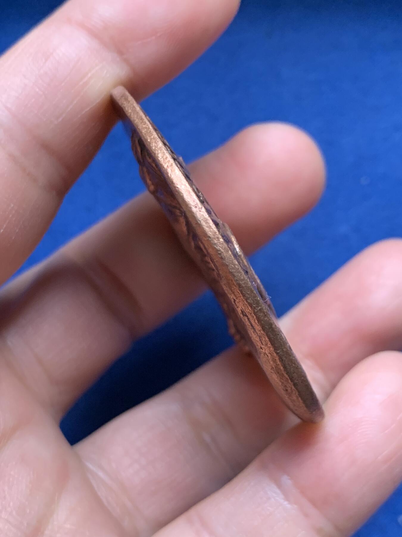 《竞宝斋》第472场 周日，周一，周二 3场连拍 （全场包邮）欢迎送拍 意大利青年运动会（Giochi della Gioventù）官方纪念铜章，由意大利国家奥林匹克委员会（CONI）与公共教育部联合发行，是意大利青少年体育教育的重要实物见证，高浮雕加厚。62克，51mm。