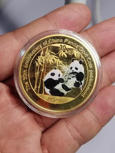 PCAI钱币  18-780  钱币证章邮票评级盒小专场 - 熊猫金币发行30年纪念章