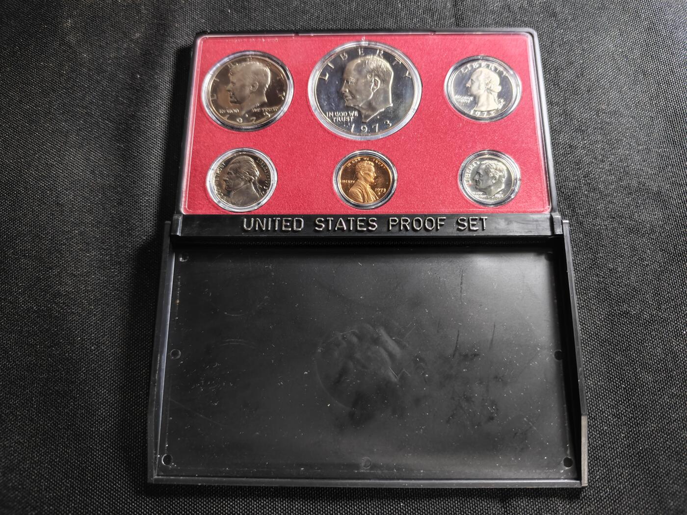 KK钱币收藏小铺   套币专场 2月预留时间 周末发货  1973美国大小面值清年精制套币 含艾克大一元精制