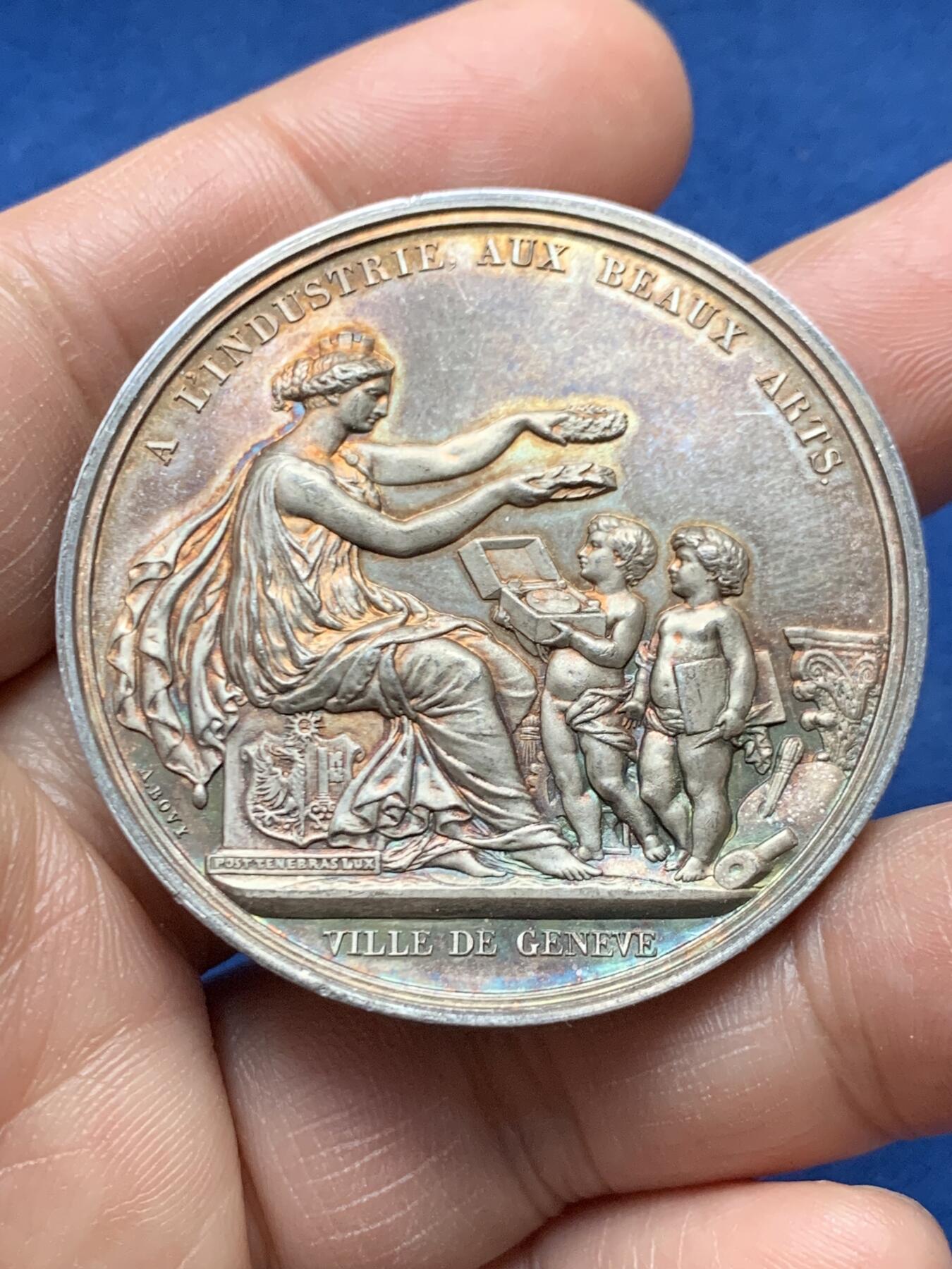 《竞宝斋》第472场 周日，周一，周二 3场连拍 （全场包邮）欢迎送拍 瑞士表彰工业和美术银质奖章，40.15g，45.4mm，侧面：L. FURET