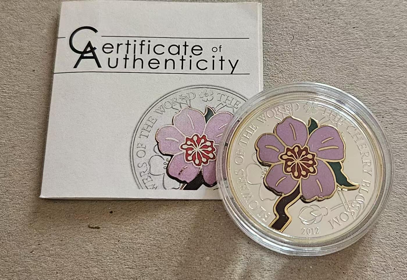 ❤️【币观天下】❤️ 第345期钱币拍卖场- 2026.3.20周五晚上6点半场 长期征集拍品  库克2012年樱花彩色珐琅彩镶嵌银币 925银25克，发行2500枚，带证书。