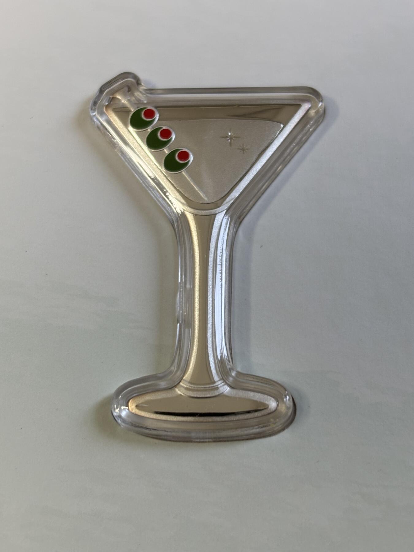 第194期拍卖 卡装萨摩亚2023年马提尼鸡尾酒杯异形彩色10克纪念银币，999银，发行1806枚