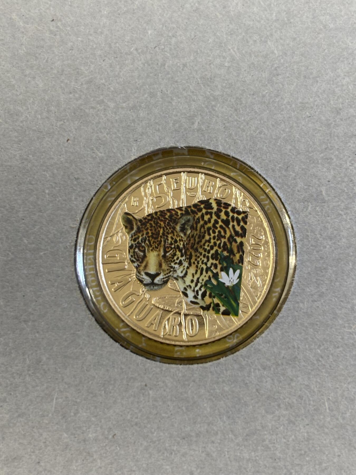 第194期拍卖 卡装意大利2022年动物园系列夜光捷豹精制纪念币