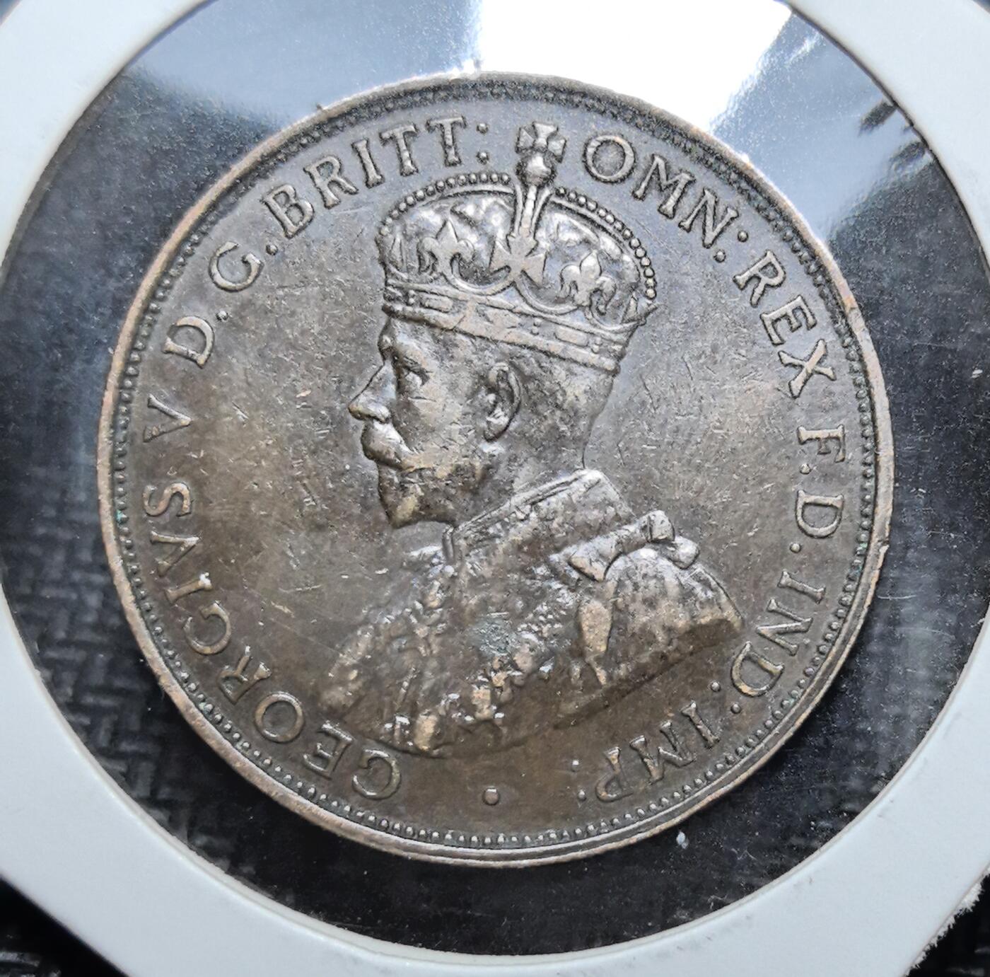 外国优质老铜币银币苏联纪念章，每周六晚九点倒数截拍，满百包邮可寄存，持续收拍 泽西岛1926年1/12 先令铜币，正面乔治五世国王头像彰显英属皇室权威，背面泽西岛国徽与狮龙纹独具海岛家族特征，是英属海峡群岛钱币中极具历史辨识度的收藏精品。