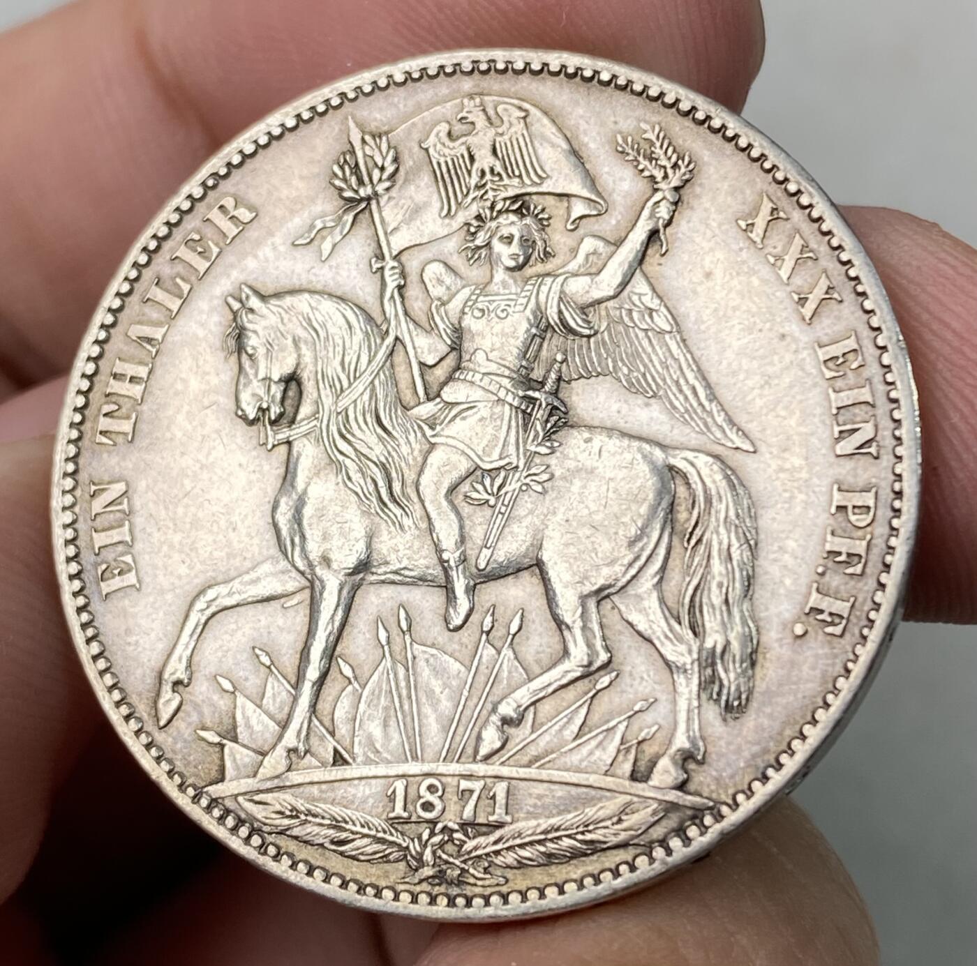 万国钱币拍卖第063期 1871德国萨克森普法胜利泰勒 经典骑马女武神 胜利系列发行量最少品种 原味黑彩