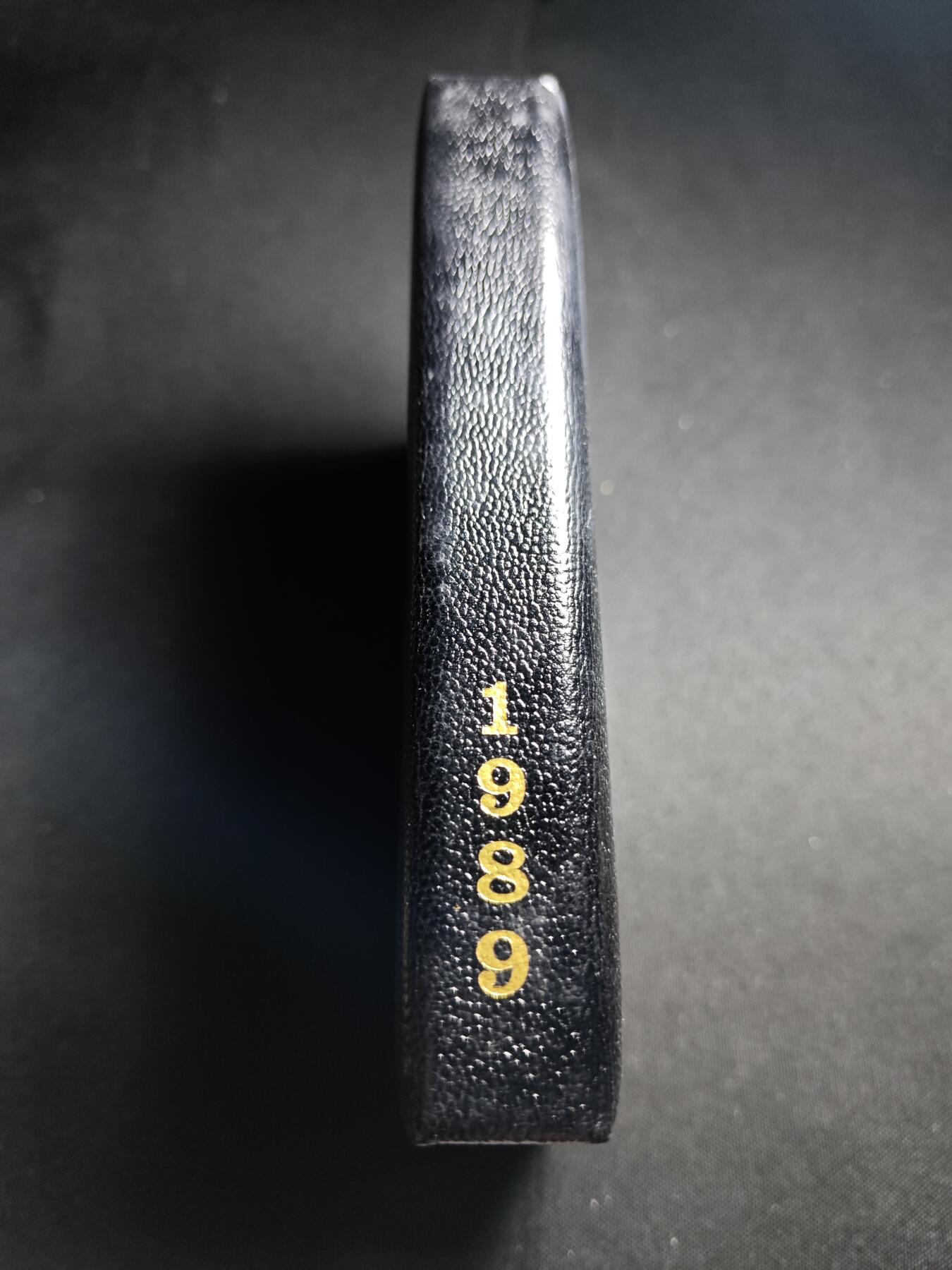 KK钱币收藏小铺   套币专场 2月预留时间 周末发货   1989日本官方发行黑本精制套币