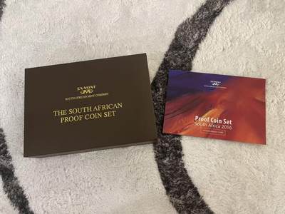 ❤️【币观天下】❤️ 第345期钱币拍卖场- 2026.3.20周五晚上6点半场 长期征集拍品  - 南非2016年官方盒装精制币套装 盒证齐全 发行量仅3000套