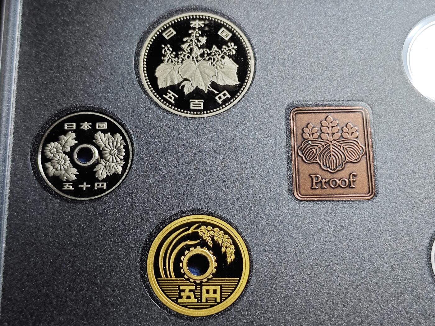 KK钱币收藏小铺   套币专场 2月预留时间 周末发货   1993日本官方发行蓝本精制套币