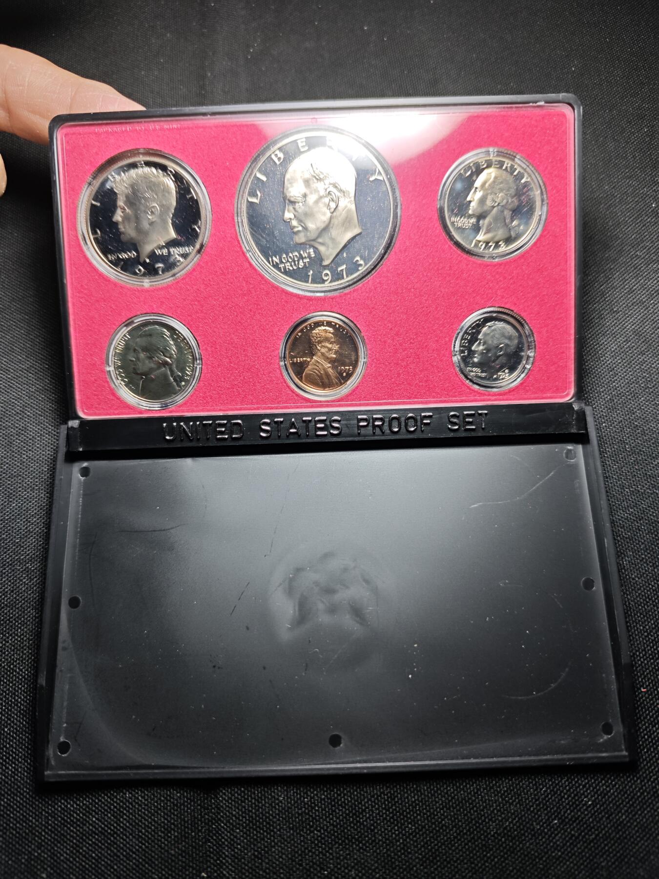 KK钱币收藏小铺   套币专场 2月预留时间 周末发货  1973美国大小面值清年一套 含艾克大一元精制