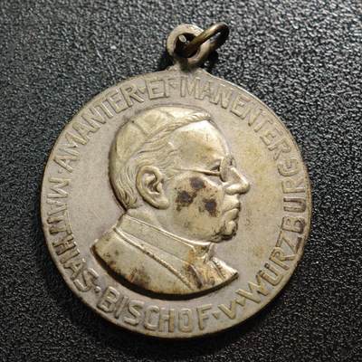 【德藏】世界币章拍卖第168期（拍品征集中~欢迎藏友联系） - 19-20世纪 德国维尔茨堡主教马蒂亚斯·阿曼特宗教镀银纪念章 直径约：33.4mm；重约：21.4g