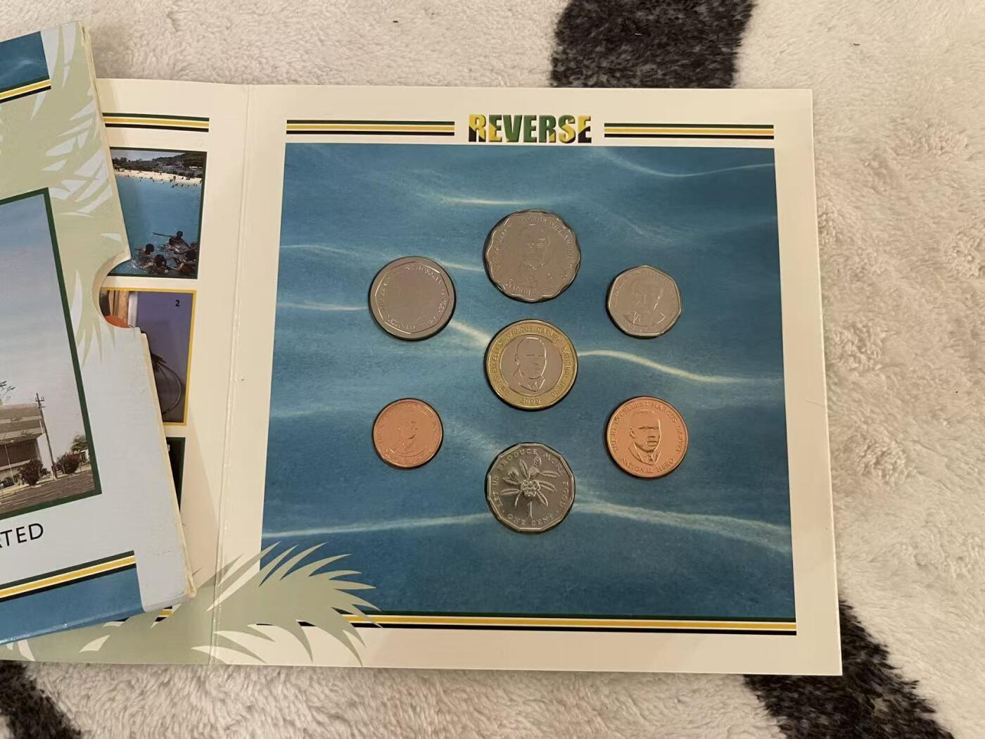 ❤️【币观天下】❤️ 第345期钱币拍卖场- 2026.3.20周五晚上6点半场 长期征集拍品  牙买加2000年银行成立40周年官方套币 少见