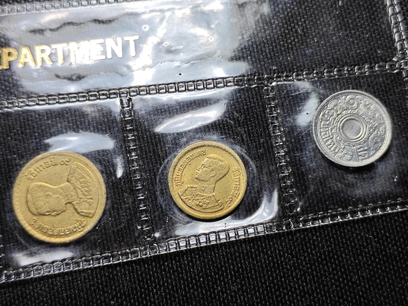 KK钱币收藏小铺   套币专场 2月预留时间 周末发货  泰国官方发行大小面值一套 含1铢低银币