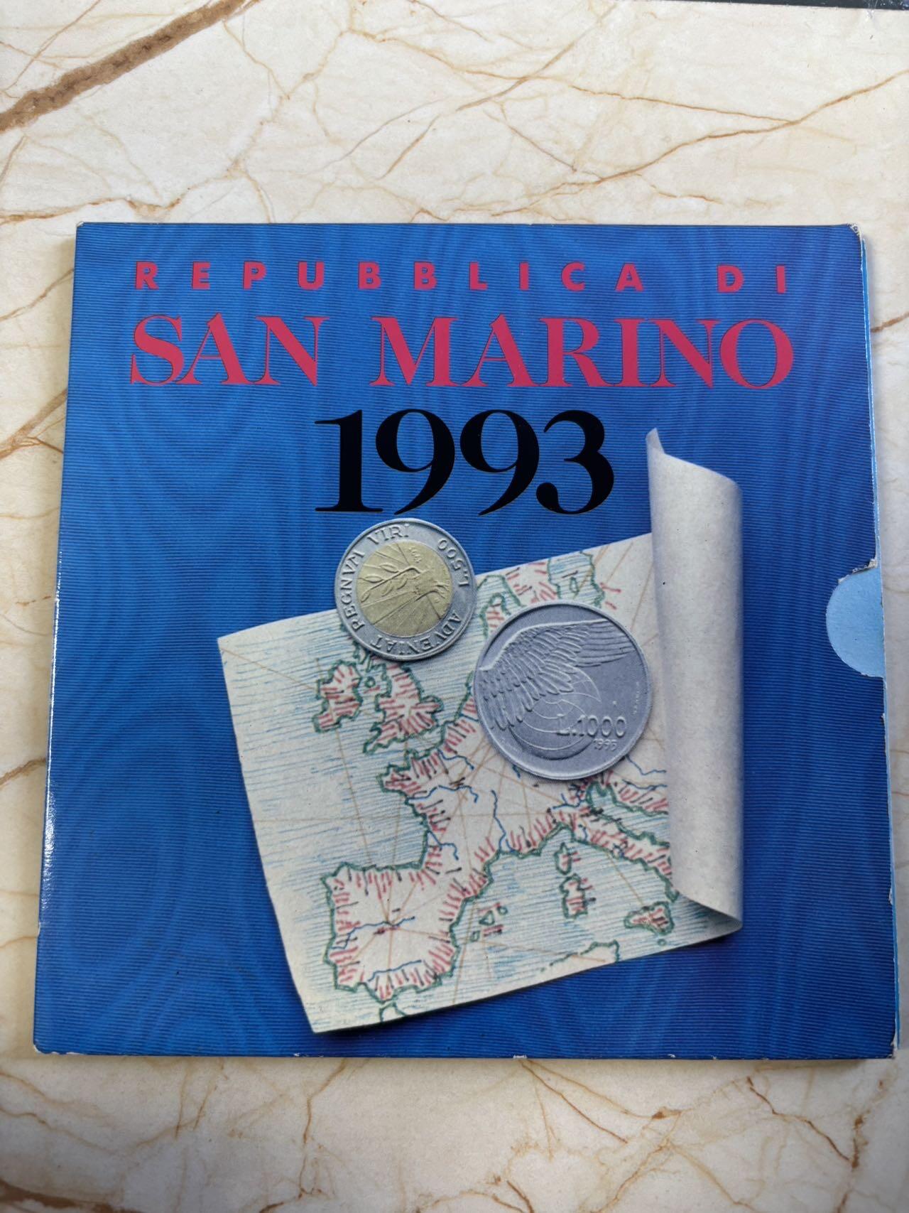 第194期拍卖 圣马力诺1993年迈向统一世界10枚硬币卡装，含一枚硬币，835银，14.6克