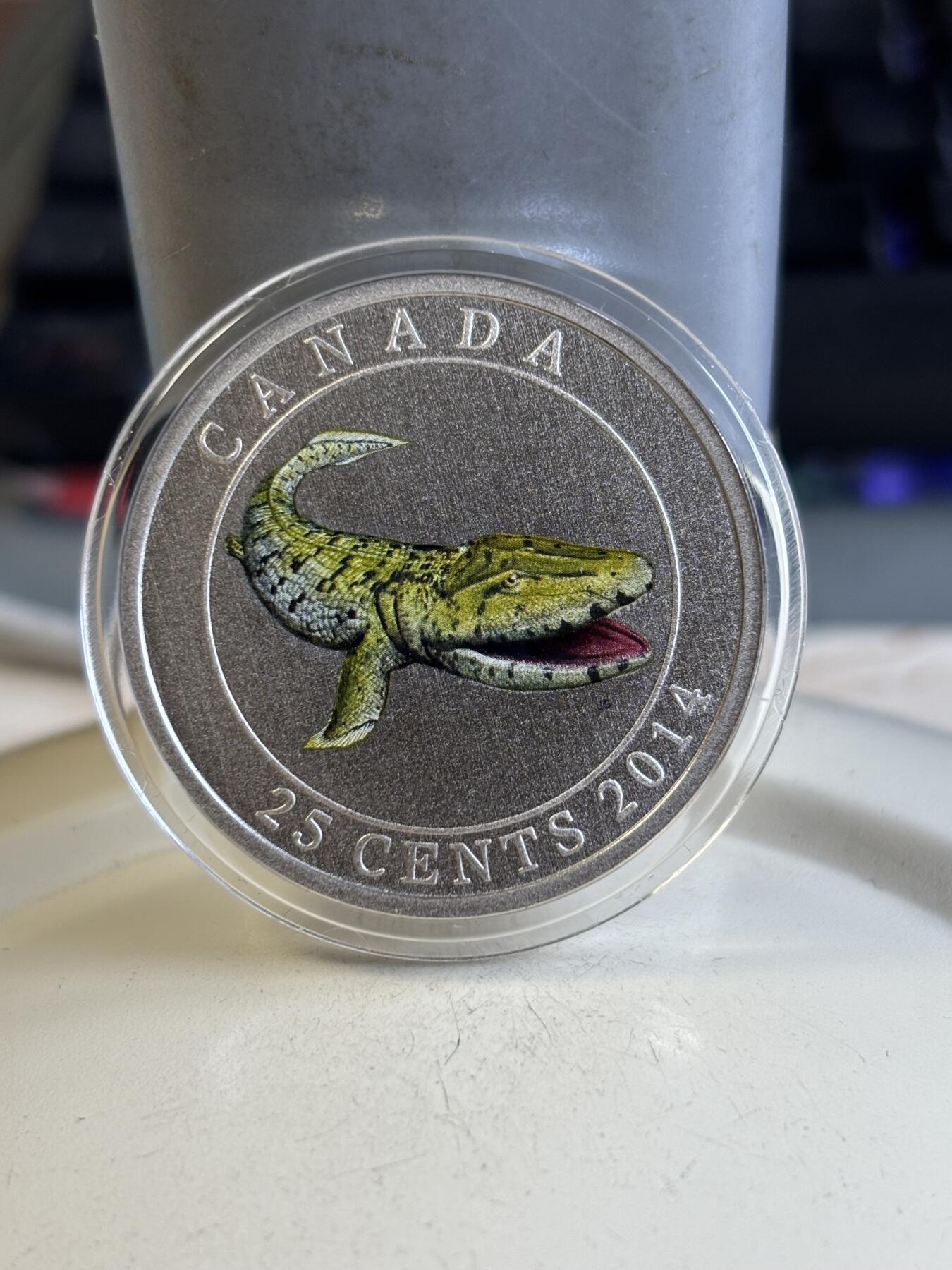 第194期拍卖 加拿大2018年彩色镀金彩蛋20加元椭圆1盎司纪念银币，9999银，31.82克，发行5000枚