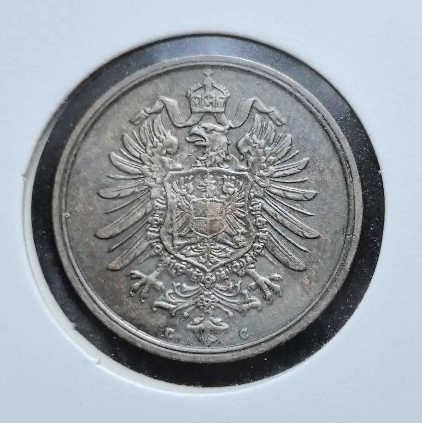 外国优质老铜币银币苏联纪念章，每周六晚九点倒数截拍，满百包邮可寄存，持续收拍 德意志帝国1875年2芬尼铜币，正面帝国鹰国徽彰显统一后德意志的威严，铸币厂标记 “C” 清晰可辨；背面面值与 “DEUTSCHES REICH” 字样见证第二帝国崛起，是德国近代货币史中极具代表性的入门收藏品种。