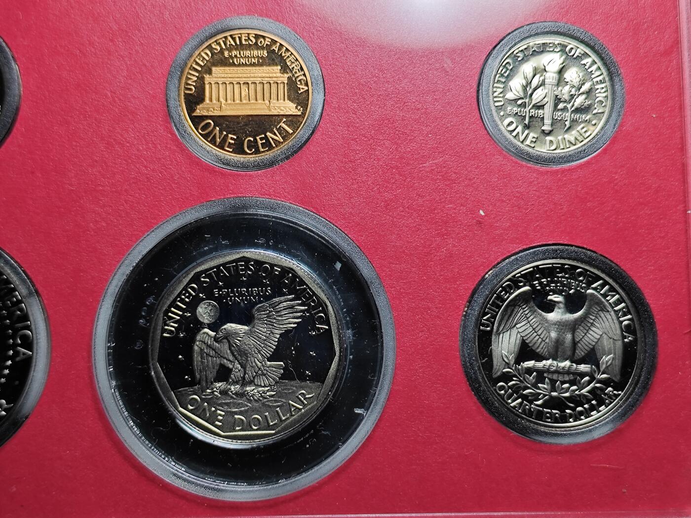 KK钱币收藏小铺   套币专场 2月预留时间 周末发货  1979美国大小面值清年 含苏珊一元精制