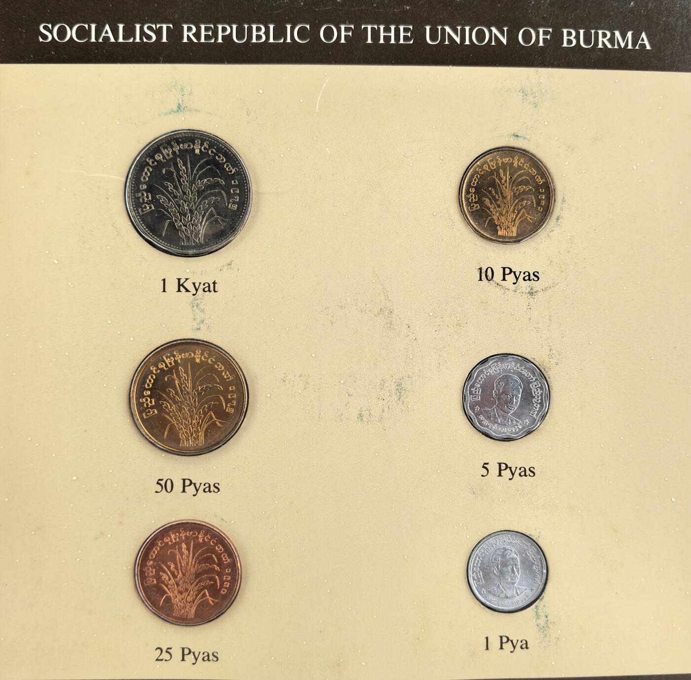 外国优质老铜币银币苏联纪念章，每周六晚九点倒数截拍，满百包邮可寄存，持续收拍