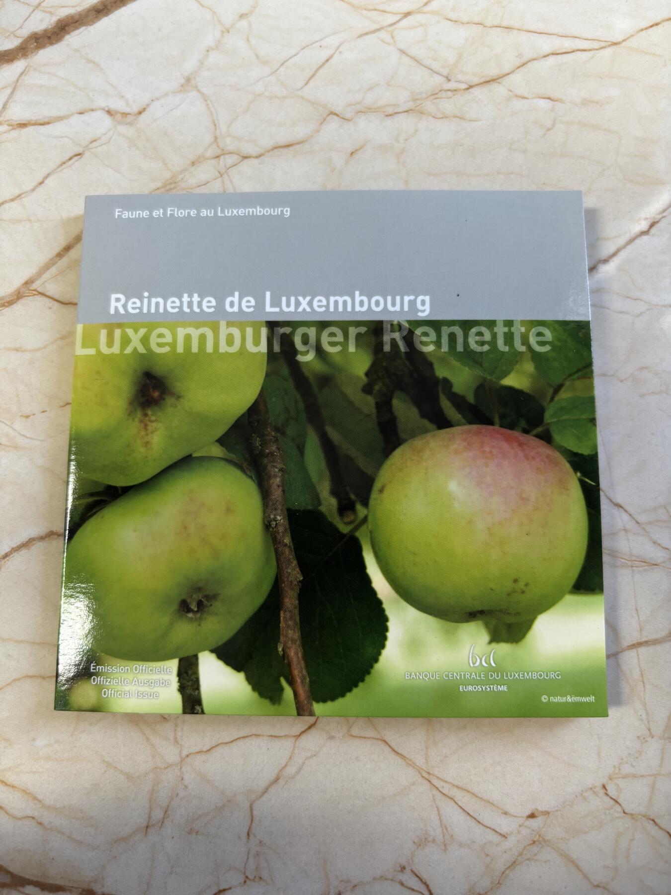 第194期拍卖 卢森堡2014年植物系列苹果树5欧精制双色北欧金纪念银币，925银+5.93克北欧金，发行3000枚