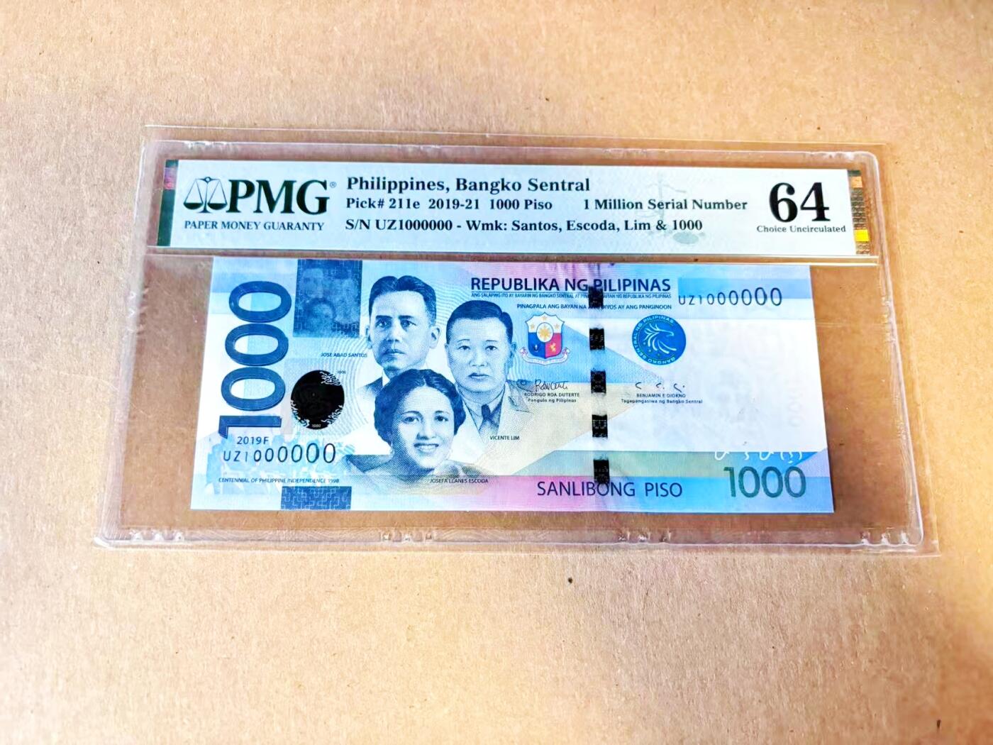【Blue Auction】世界纸币精拍第796期——18级TOP拍卖/信誉/品质/专业/高效💫 【1百万号】菲律宾 2019年1000比索 PMG64