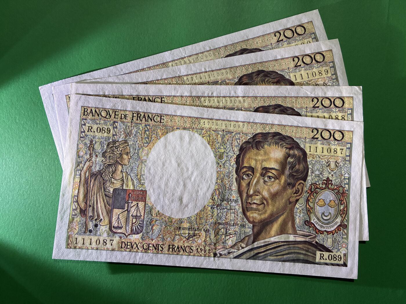 咖啡豆•收藏 2026年Mar_24th世界各国纸币拍卖 4枚 连号 法国 1991年 200法郎 全新UNC 外国 欧洲纸币