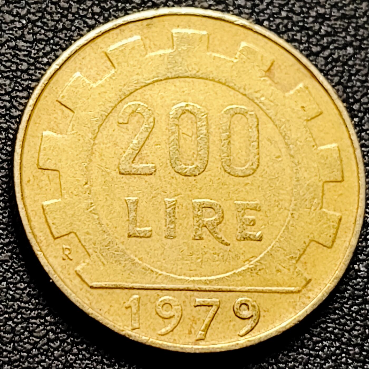 泉币菌-第213场-拍品多 请提前出价（工作最近较忙 发货不及时，望理解） 。