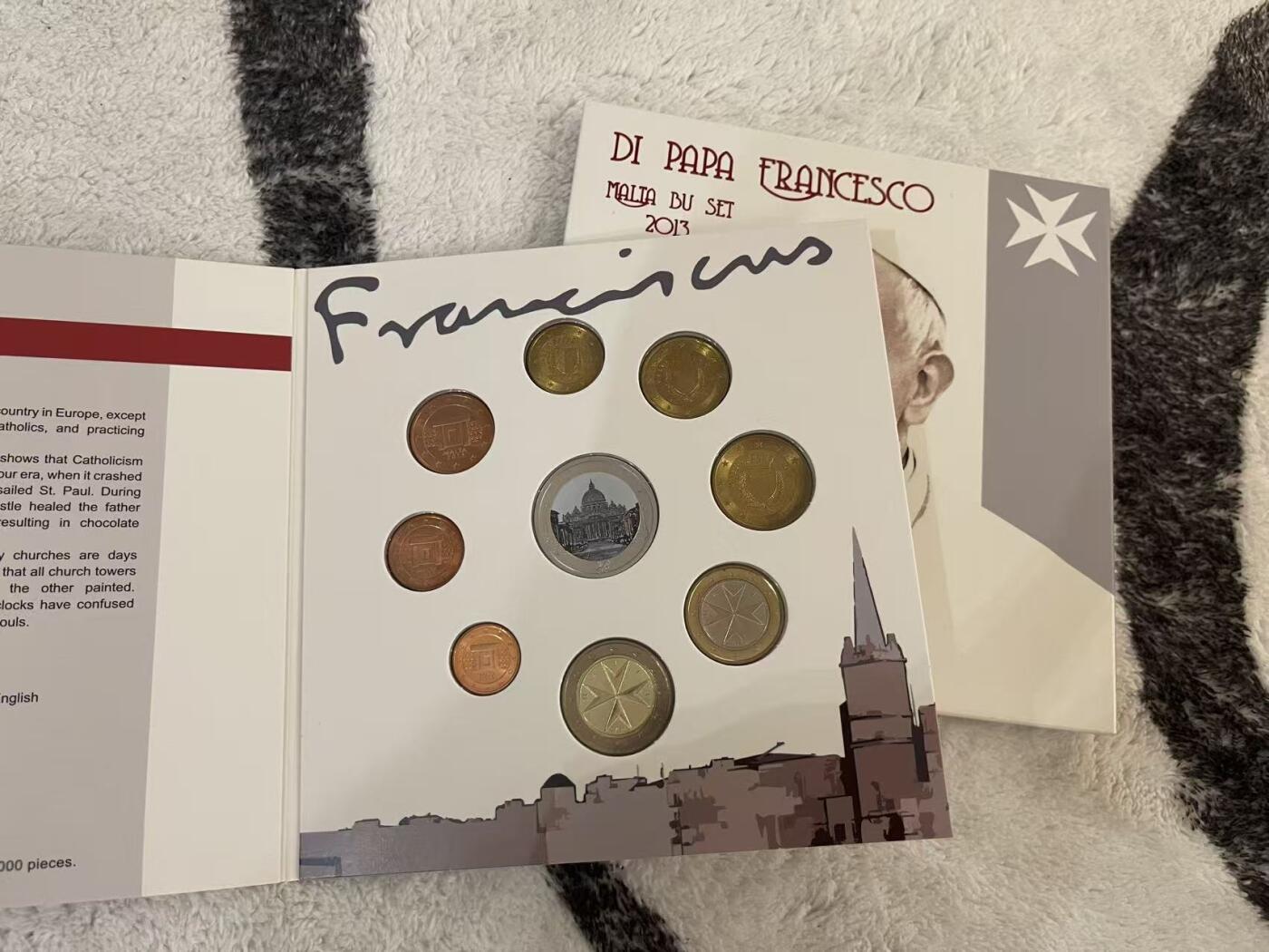 ❤️【币观天下】❤️ 第345期钱币拍卖场- 2026.3.20周五晚上6点半场 长期征集拍品  马耳他2013年教皇官方套币 含一枚精美彩色纪念章