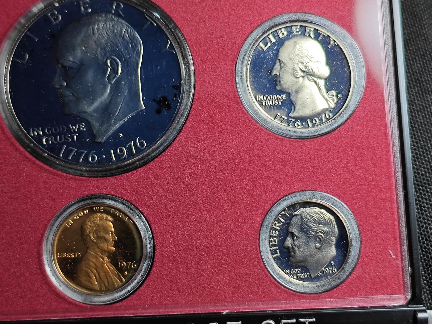 KK钱币收藏小铺   套币专场 2月预留时间 周末发货  1976美国建国200周年大小面值精制套币 含艾克大一元精制