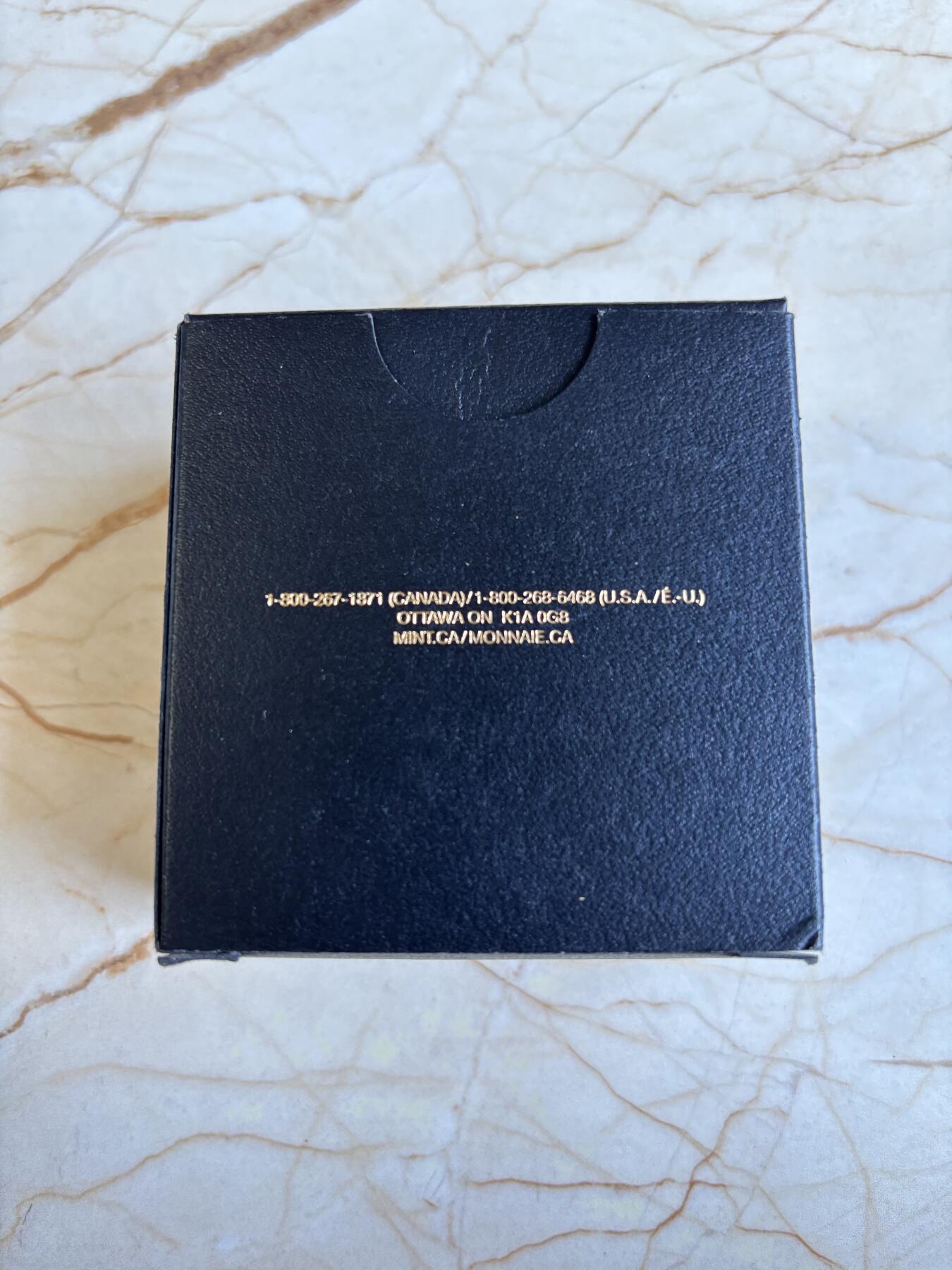 第194期拍卖 加拿大2014年五大湖系列伊利湖镶嵌珐琅彩纪念银币，9999银，31.39克，发行10000枚