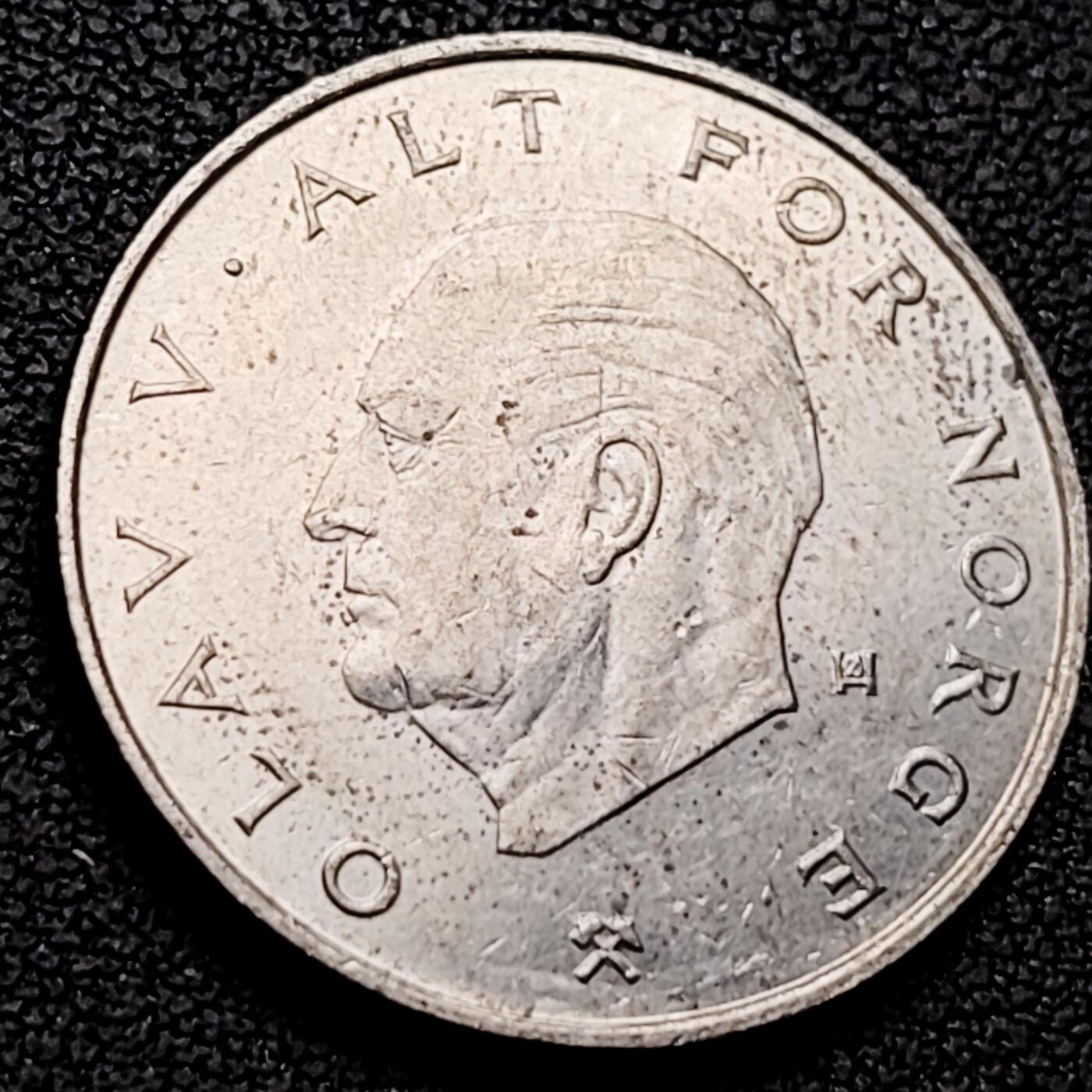 泉币菌-第213场-拍品多 请提前出价（工作最近较忙 发货不及时，望理解） 。