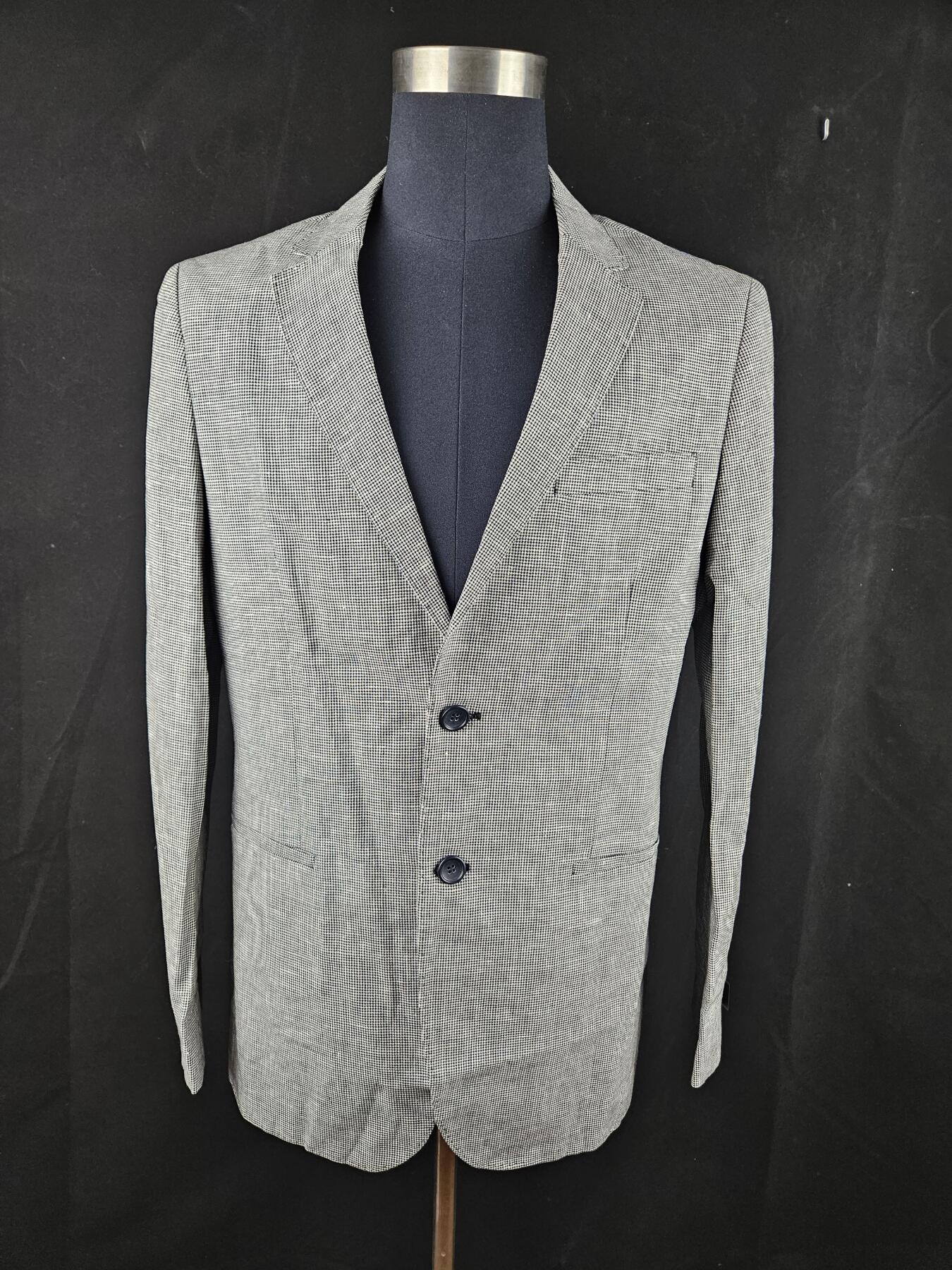 0元起拍勋章 第340期 咸鱼国勋章拍卖专场 3月22日（周日）下午6：00开始 古着千鸟格西服 胸围105 肩宽45 衣长75 袖长62