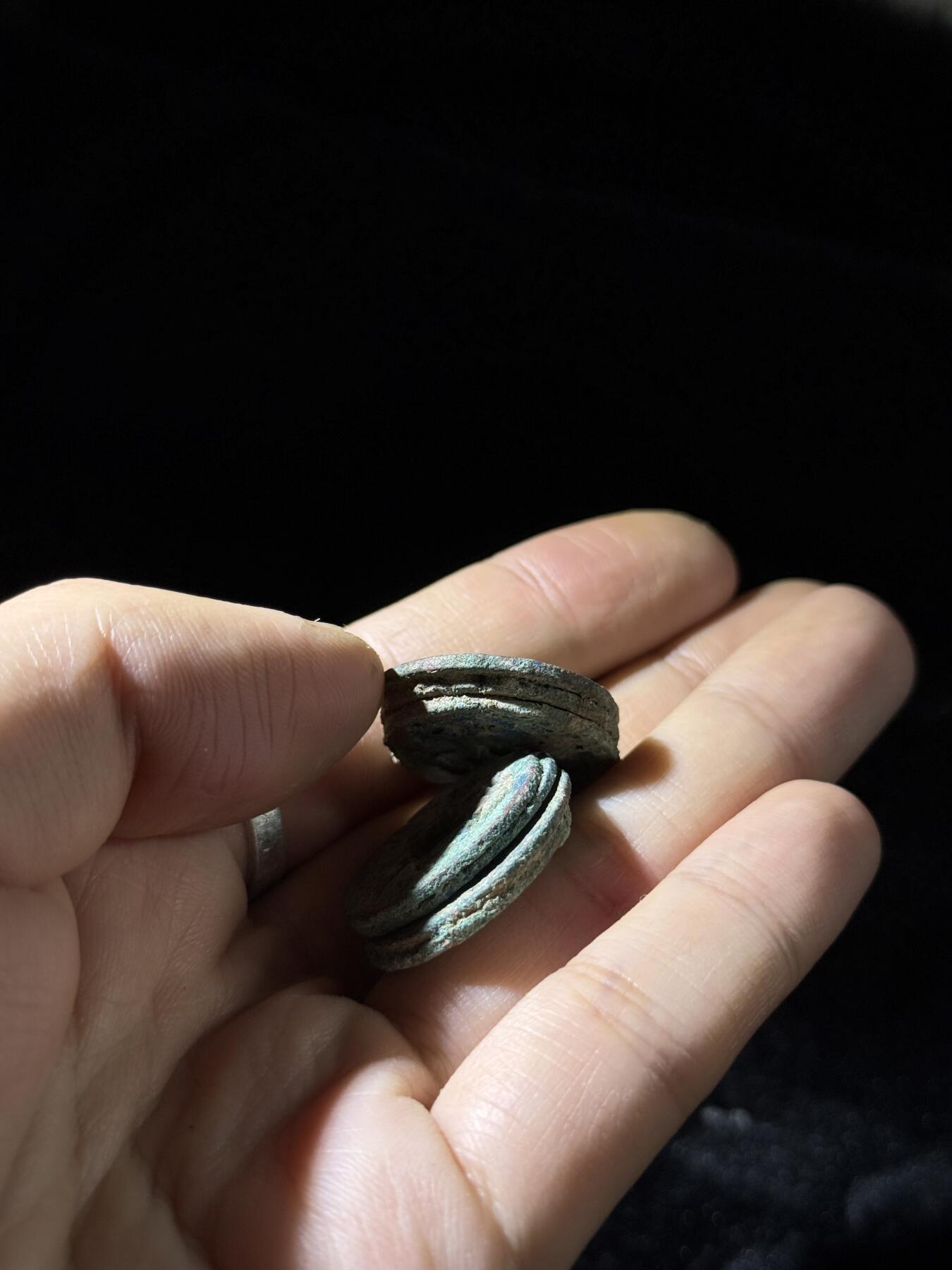 戎马世界章牌大赏，铜钱场 宋小平钱筒子一组，两个二联一个三联